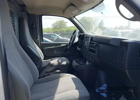 2015 Chevrolet Express 2500 Work Van из США, поврежденный, VIN 1GCWGFCF5F1242777